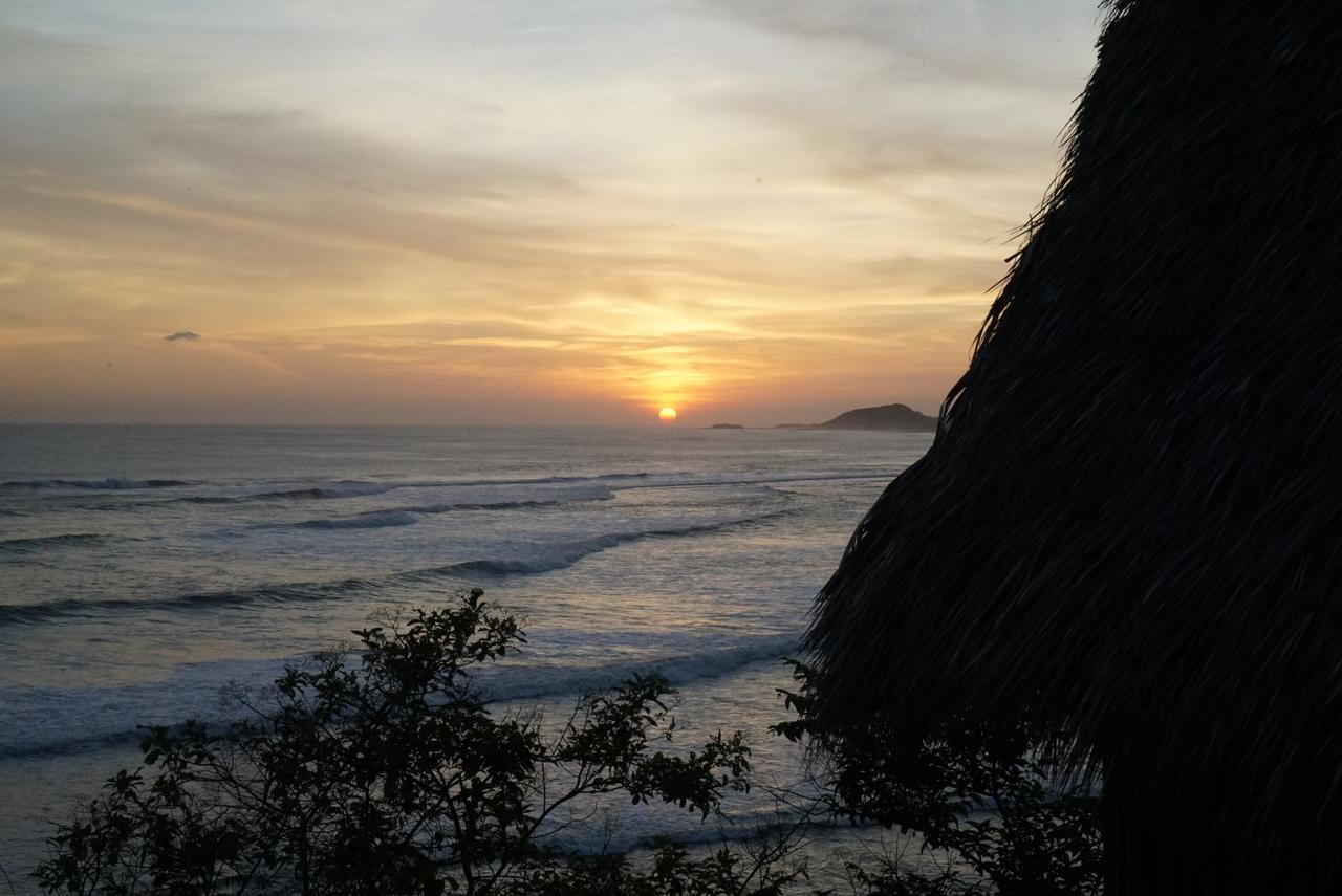 بوبويو Magnific Rock - Surf Resort & Yoga Retreat Nicaragua المظهر الخارجي الصورة